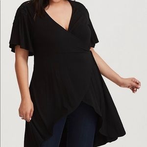 Torrid Wrap Embroidered Shoulder Tunic size 2